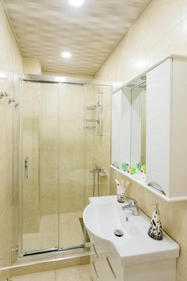 Downtown Two-Bedroom Apartment Ll Tiflis Exterior foto