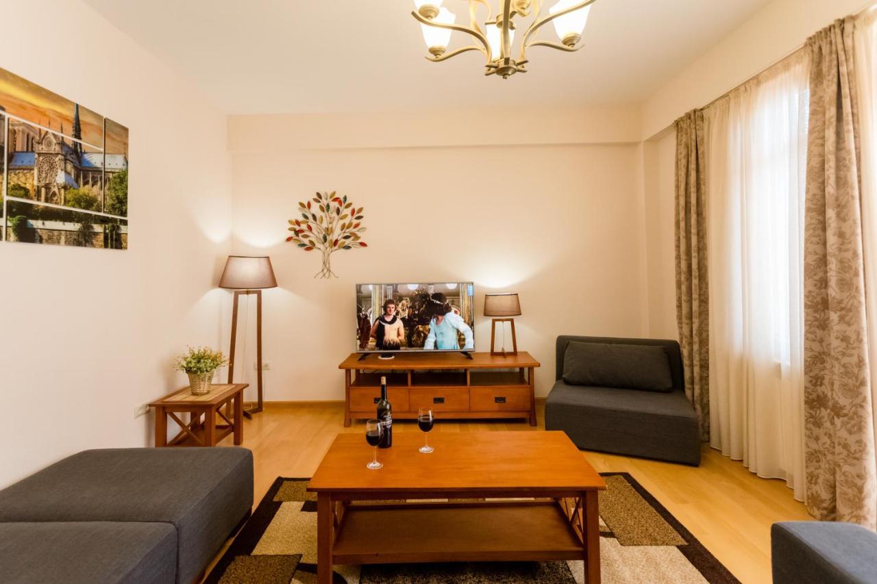 Downtown Two-Bedroom Apartment Ll Tiflis Exterior foto